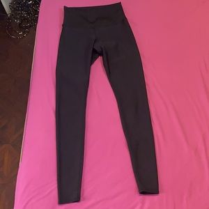 ALO black tight leggings
